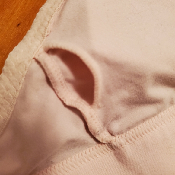 Bundle of 2 pink Adrienne Vittadini bralettes. Size M. - Picture 8 of 12